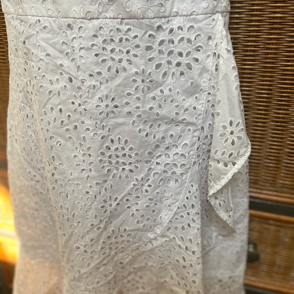 Banana Republic women’s white sleeveless knee length dress size 12 - Picture 3 of 6